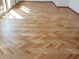 Acuchillado y barnizado parquet eucalipto